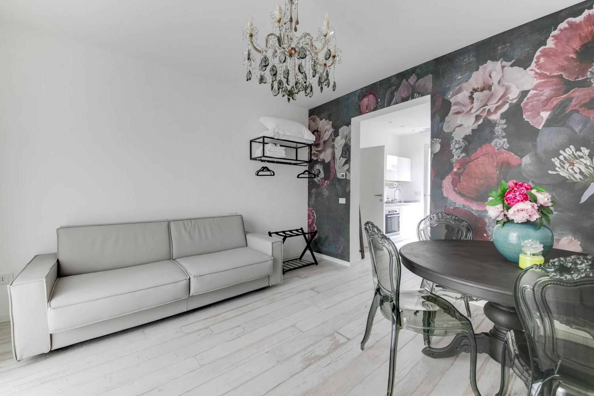 צ'סנטיקו Villa Monti Suites&Aparts מראה חיצוני תמונה